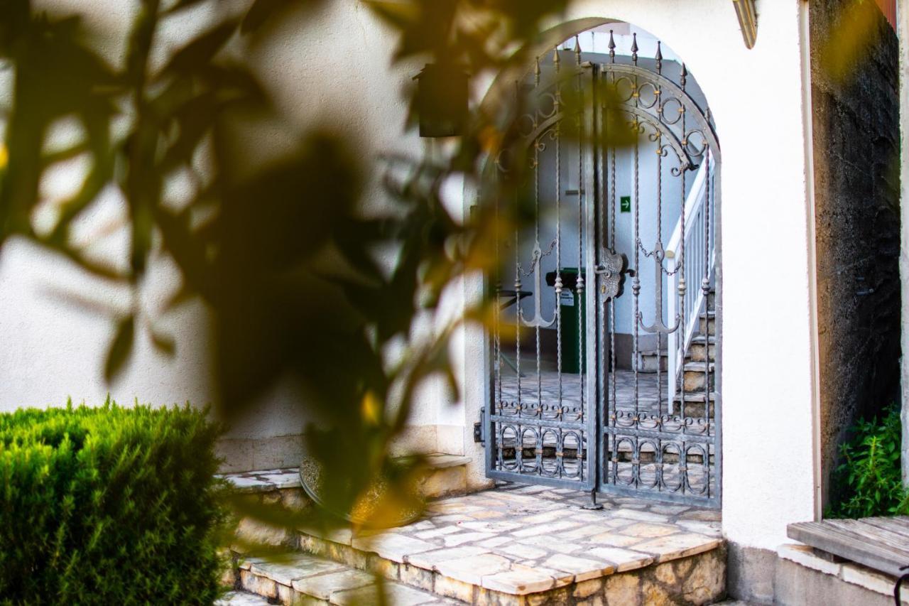 Apartment Franic Podstrana Exterior foto